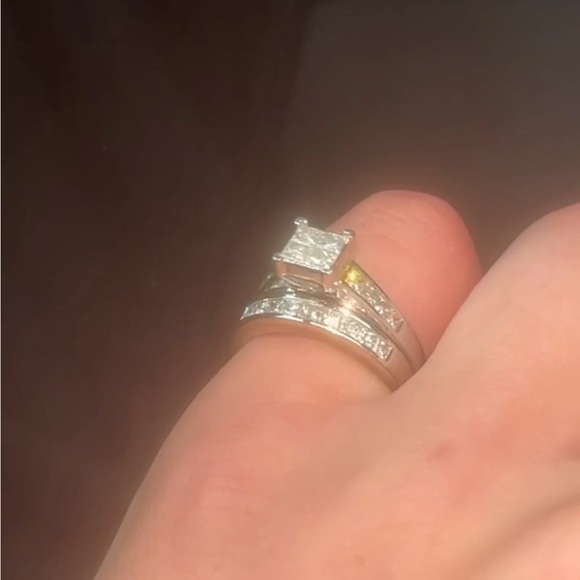 See pictures. Located in SA. SERIOUS INQUIRIES ONLY! Need gone ASAP. - Picture 4 of 7